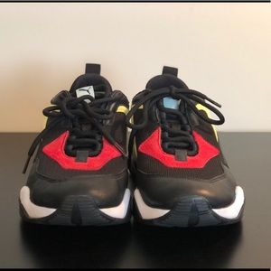 Puma Men’s Thunder Spectra Basketball Shoes, Black/Yellow/Blue/Red, Size 11